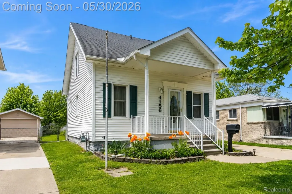4156 Burns Avenue Lincoln Park City MI 48146