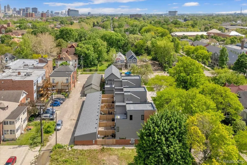 5220 Avery Street Detroit City MI 48208