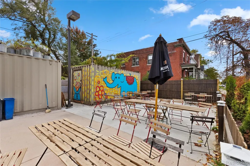 5220 Avery Street Detroit City MI 48208