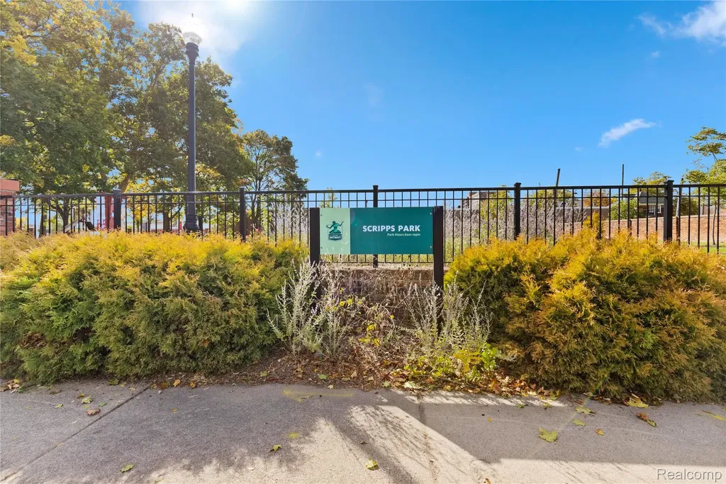5220 Avery Street Detroit City MI 48208