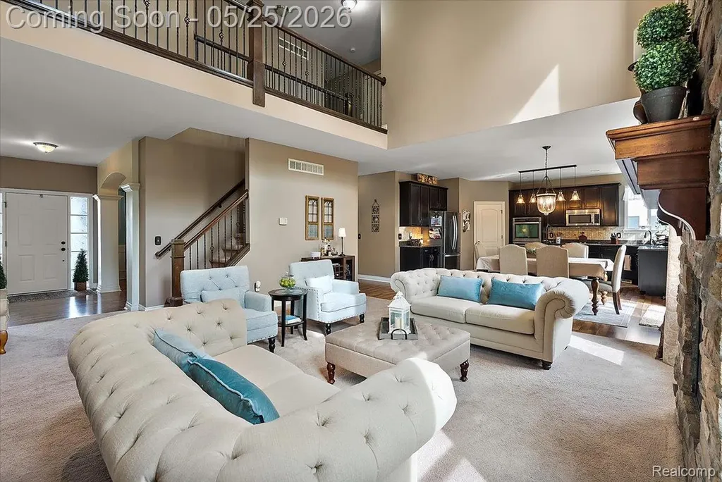 695 Dennison Court Oakland Charter Township MI 48363