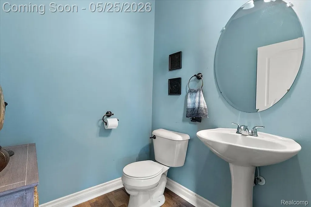 695 Dennison Court Oakland Charter Township MI 48363
