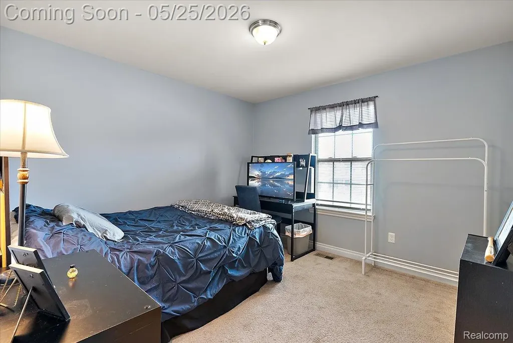 695 Dennison Court Oakland Charter Township MI 48363