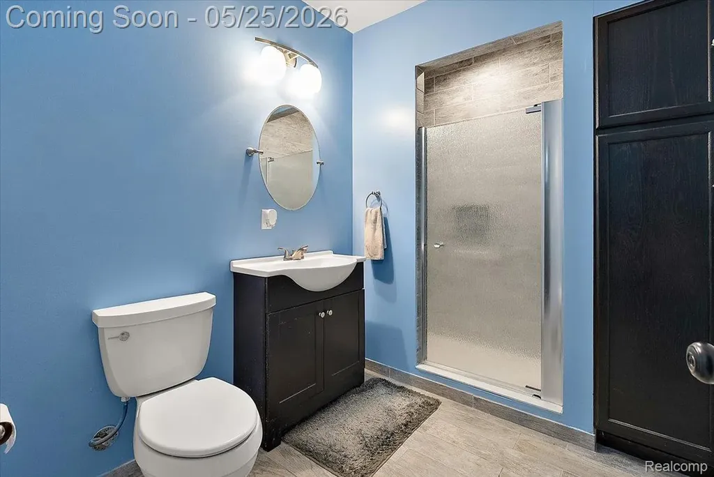 695 Dennison Court Oakland Charter Township MI 48363