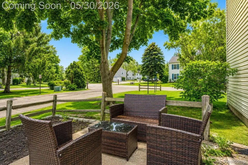 38568 Capetown Court Clinton Charter Township MI 48038