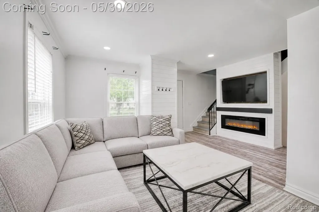 38568 Capetown Court Clinton Charter Township MI 48038