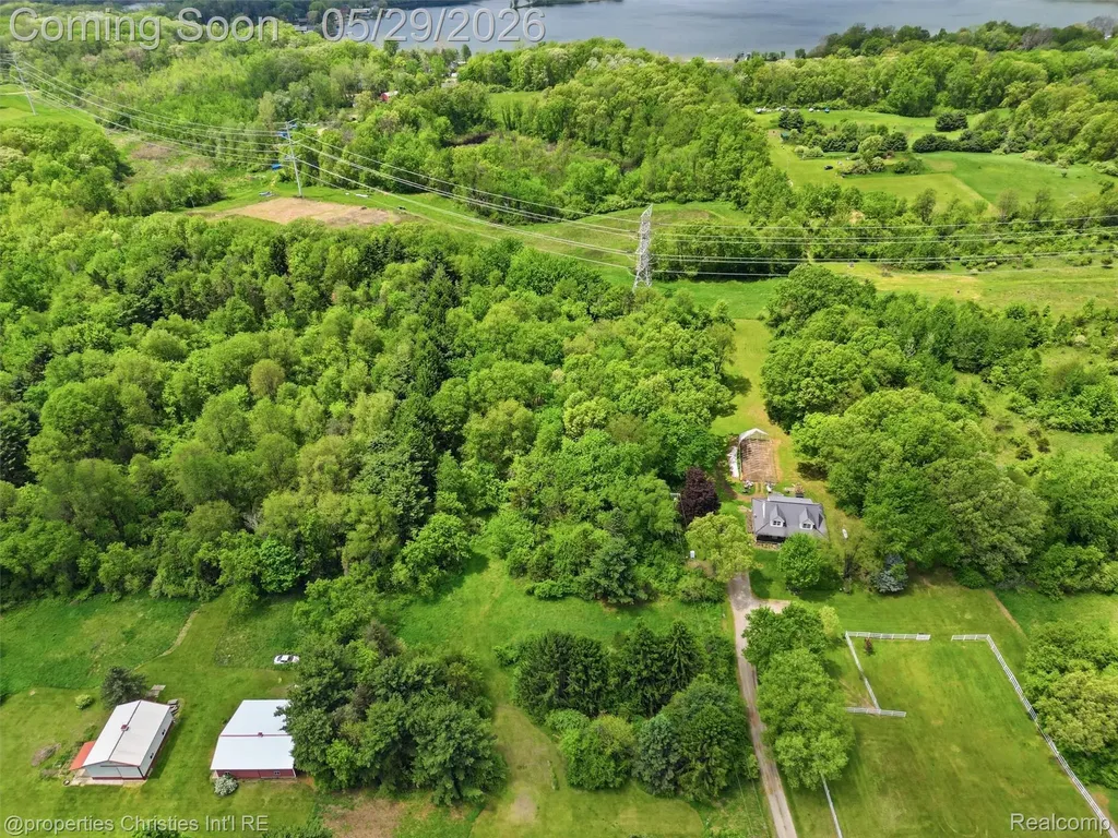 8645 Toma Road Dexter Township MI 48169
