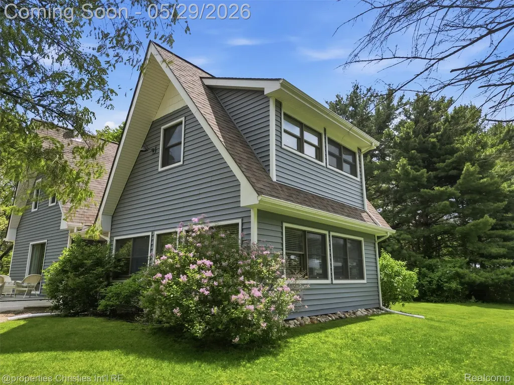 8645 Toma Road Dexter Township MI 48169