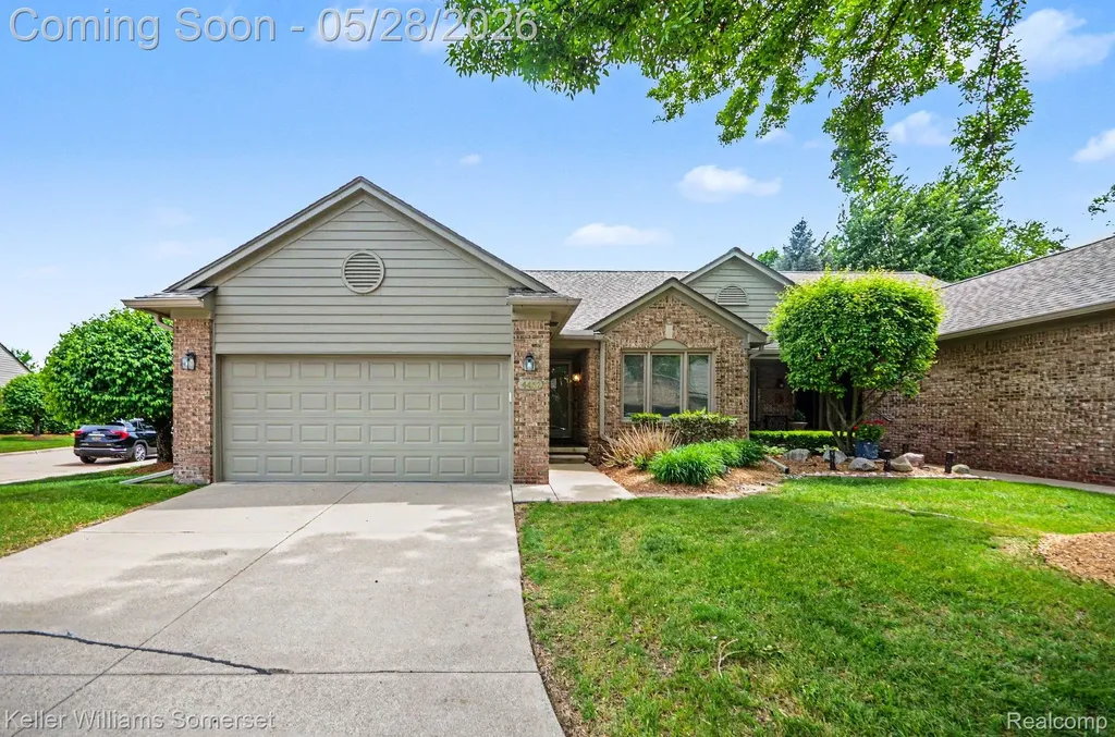 4432 Thornwood Court Warren City MI 48092