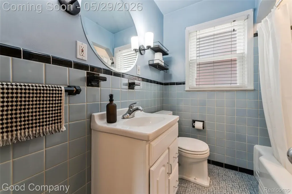 525 Helene Avenue Royal Oak City MI 48067