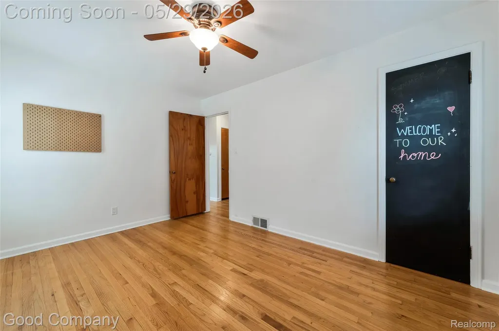 525 Helene Avenue Royal Oak City MI 48067