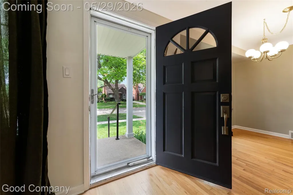 525 Helene Avenue Royal Oak City MI 48067