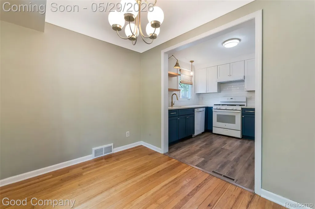525 Helene Avenue Royal Oak City MI 48067