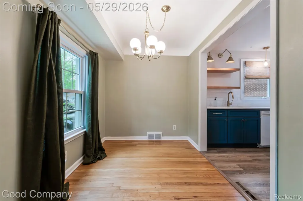 525 Helene Avenue Royal Oak City MI 48067