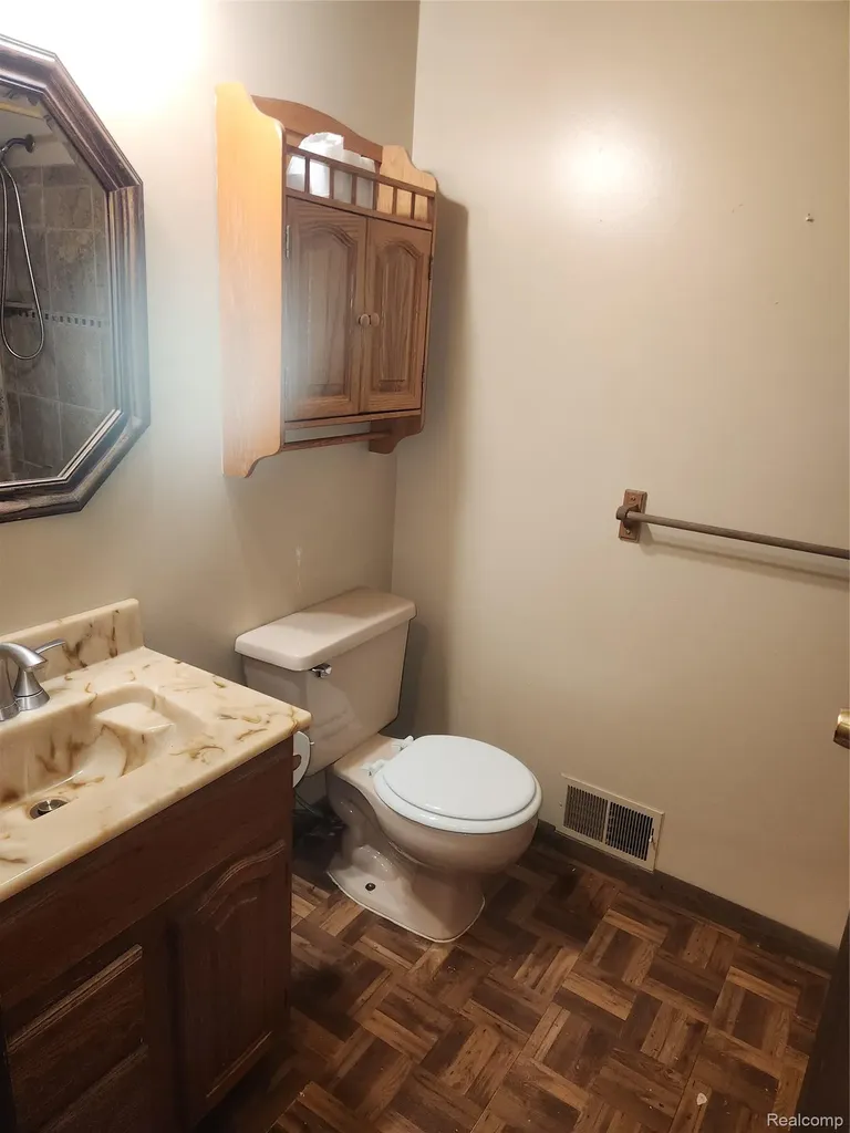 8180 Tipsico Trail Rose Township MI 48442