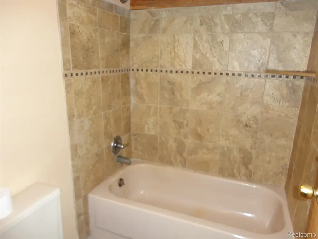 8180 Tipsico Trail Rose Township MI 48442