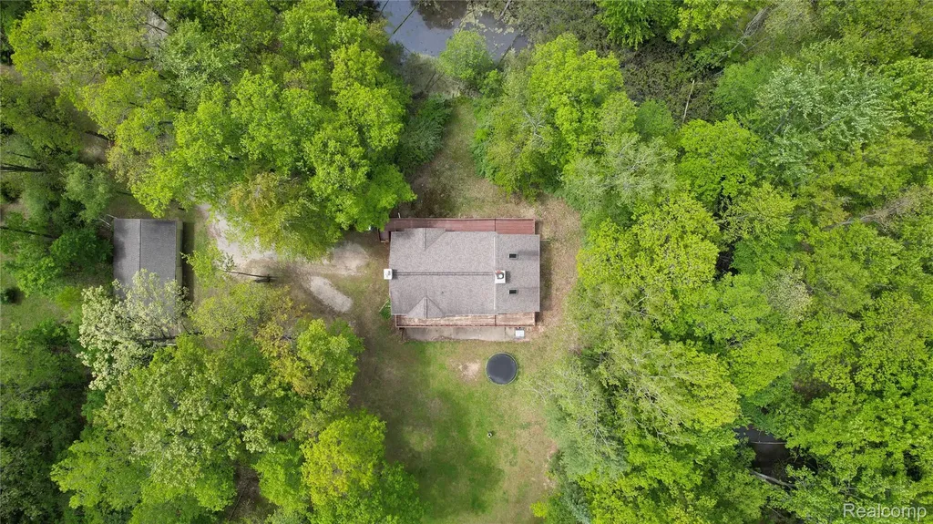 8180 Tipsico Trail Rose Township MI 48442