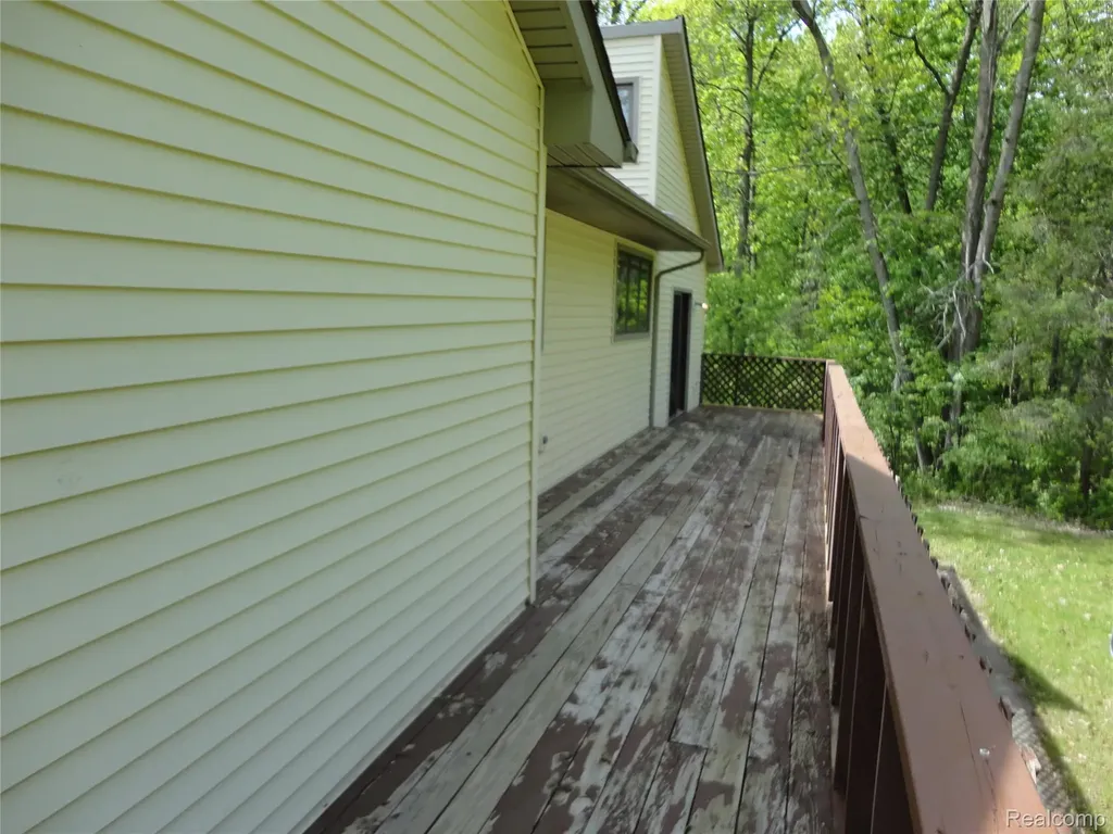 8180 Tipsico Trail Rose Township MI 48442
