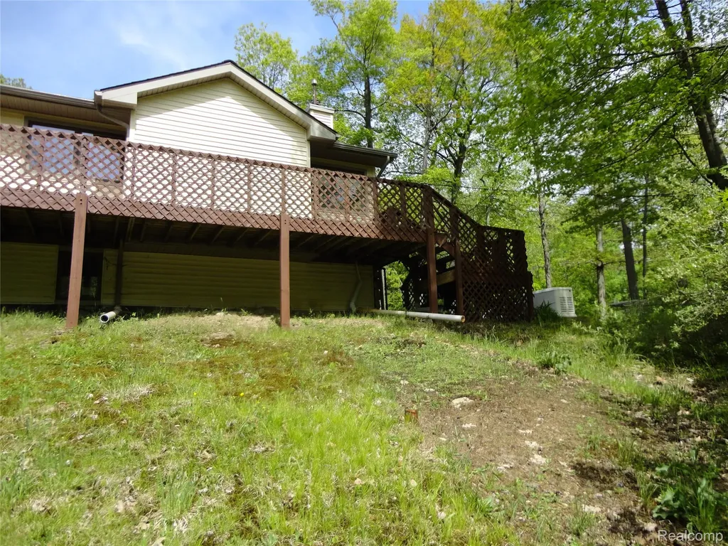 8180 Tipsico Trail Rose Township MI 48442