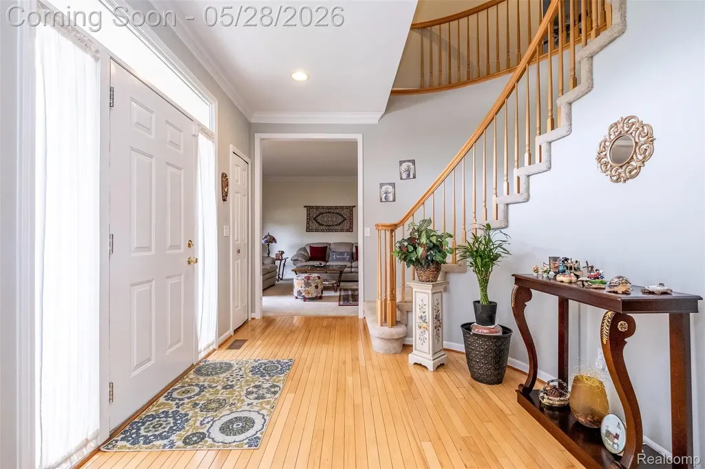 2865 Ashbury Drive Troy City MI 48083