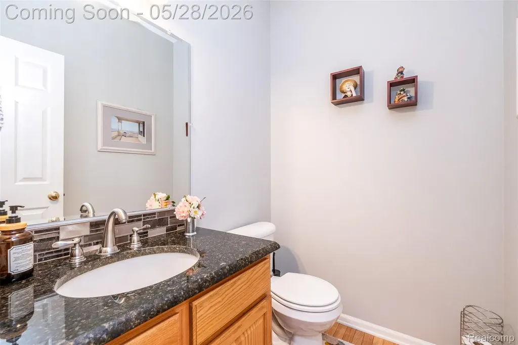 2865 Ashbury Drive Troy City MI 48083