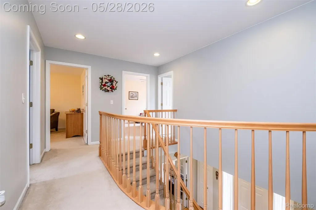 2865 Ashbury Drive Troy City MI 48083