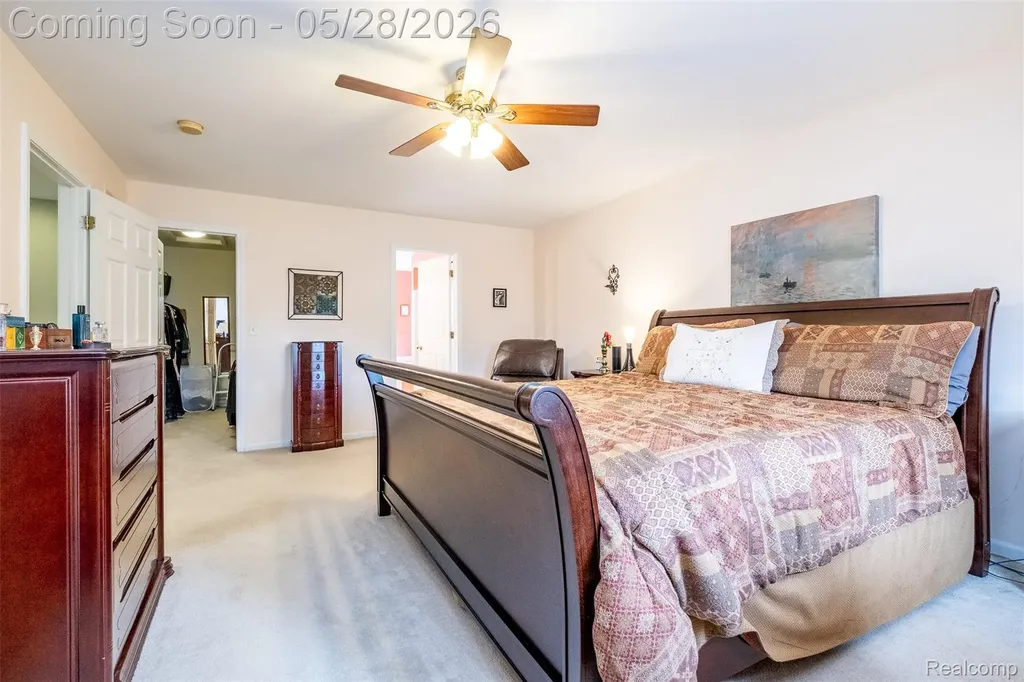 2865 Ashbury Drive Troy City MI 48083