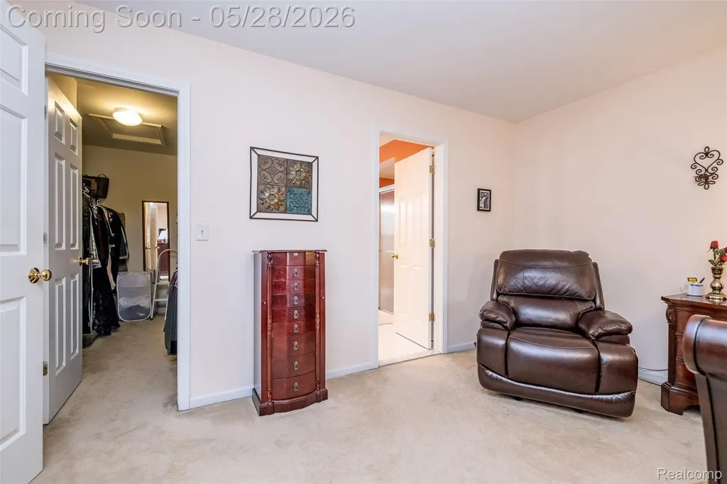 2865 Ashbury Drive Troy City MI 48083