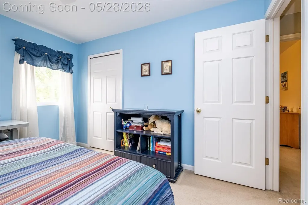 2865 Ashbury Drive Troy City MI 48083