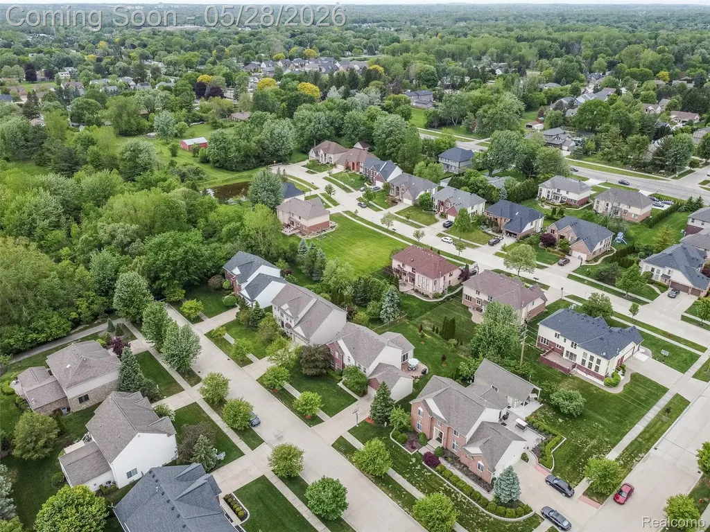 2865 Ashbury Drive Troy City MI 48083