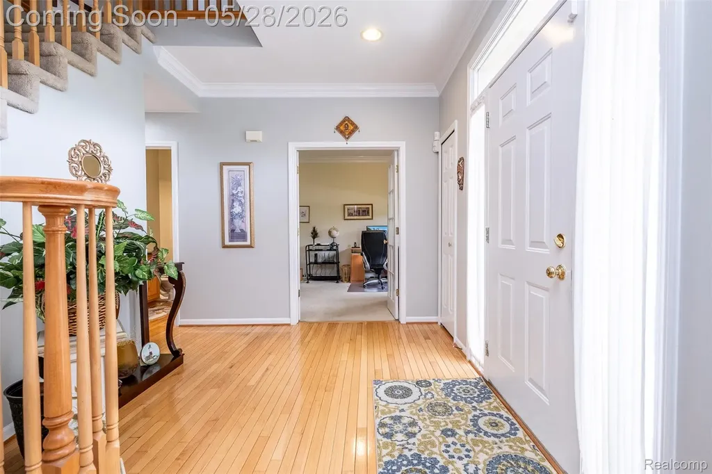 2865 Ashbury Drive Troy City MI 48083