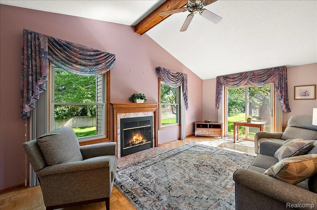 2303 Heritage Pointe Drive Sterling Heights City MI 48314