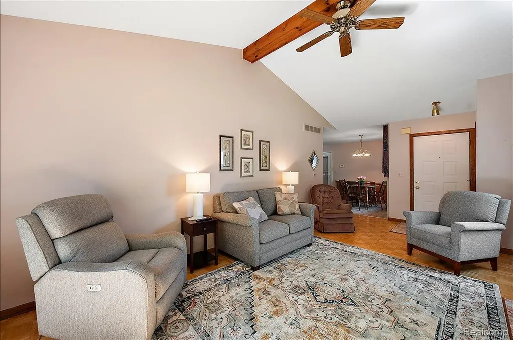 2303 Heritage Pointe Drive Sterling Heights City MI 48314
