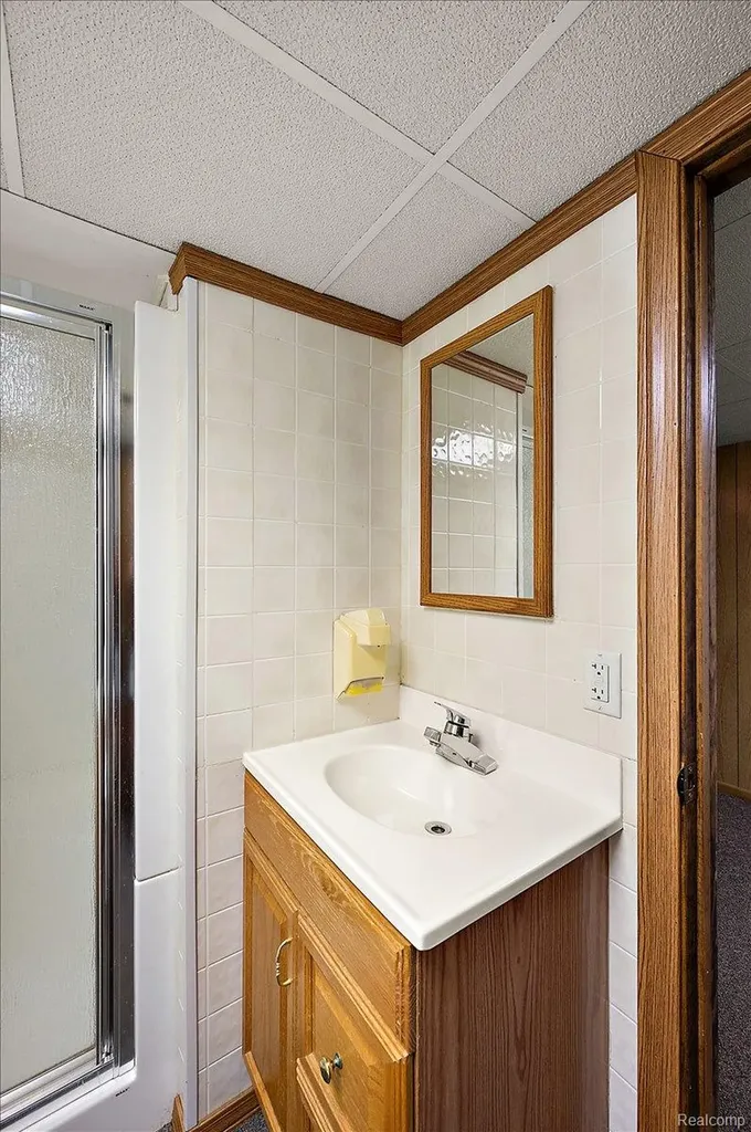 2303 Heritage Pointe Drive Sterling Heights City MI 48314