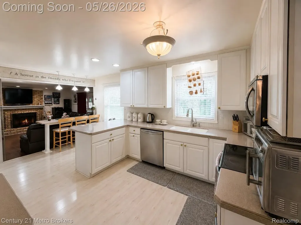6292 Kings Pointe Circle Grand Blanc Charter Township MI 48439