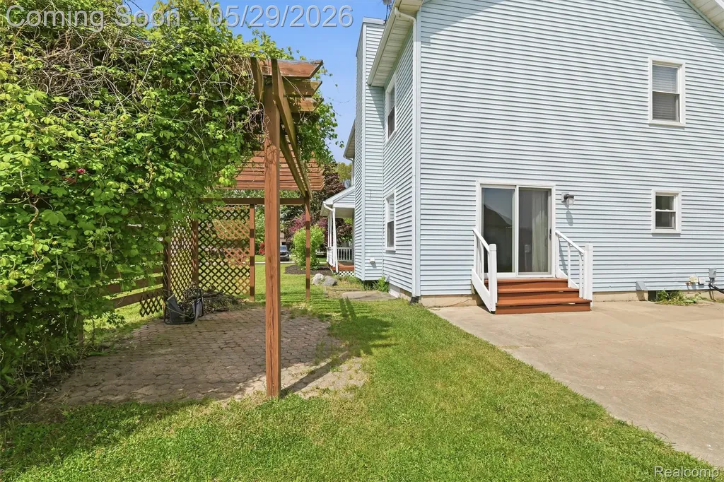 2360 Hickory Circle Drive Oceola Township MI 48855