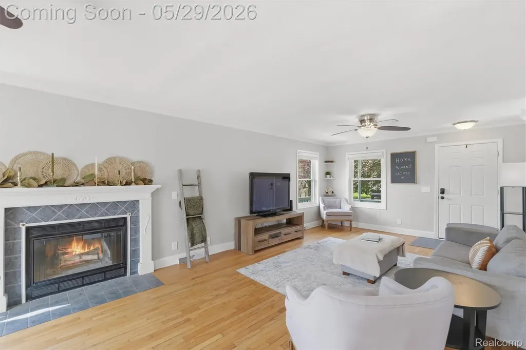 2360 Hickory Circle Drive Oceola Township MI 48855