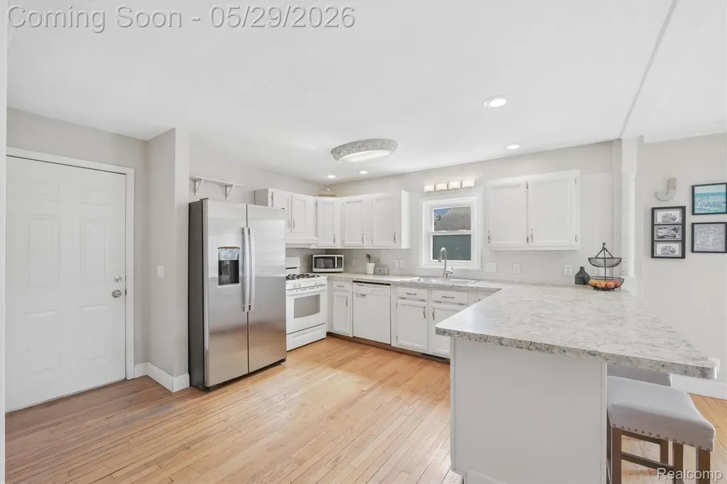 2360 Hickory Circle Drive Oceola Township MI 48855
