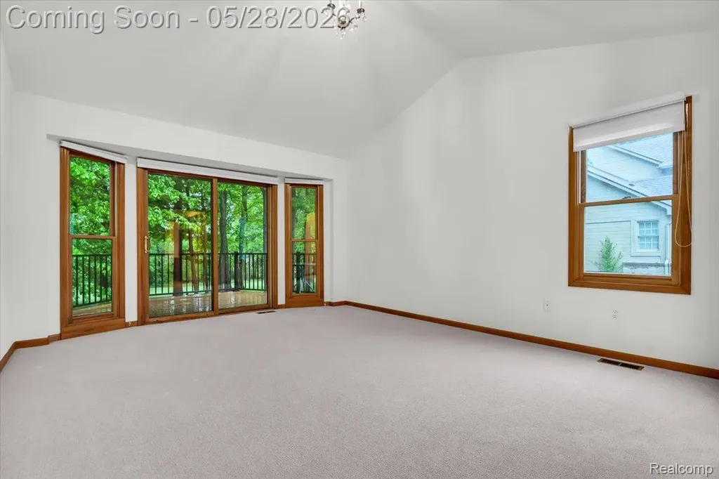 28335 Golf Pointe Boulevard Farmington Hills City MI 48331