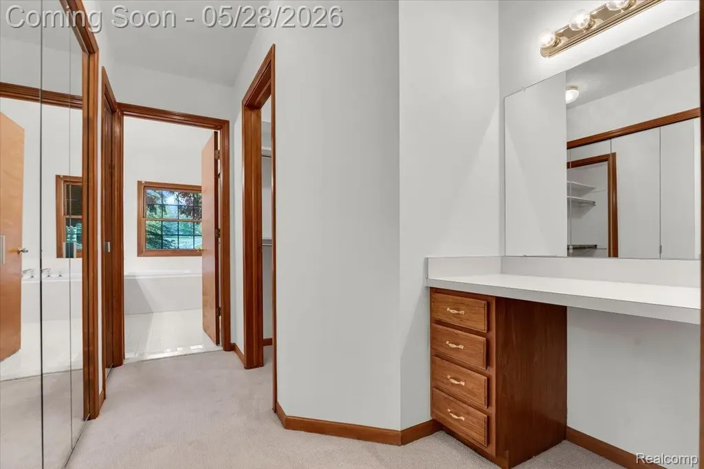 28335 Golf Pointe Boulevard Farmington Hills City MI 48331