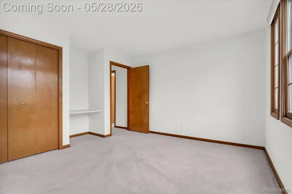 28335 Golf Pointe Boulevard Farmington Hills City MI 48331