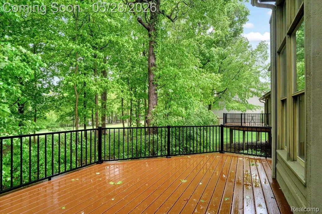28335 Golf Pointe Boulevard Farmington Hills City MI 48331