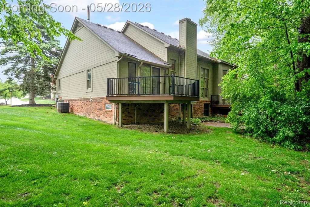 28335 Golf Pointe Boulevard Farmington Hills City MI 48331