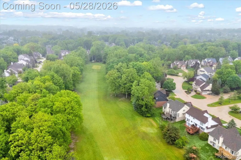 28335 Golf Pointe Boulevard Farmington Hills City MI 48331