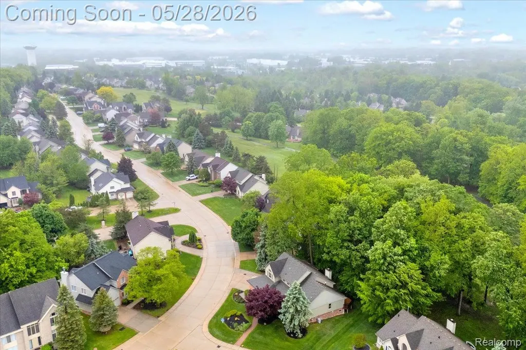28335 Golf Pointe Boulevard Farmington Hills City MI 48331