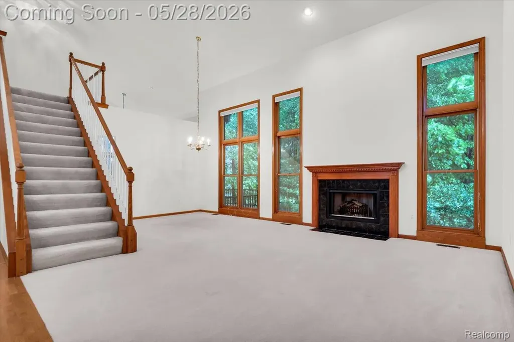 28335 Golf Pointe Boulevard Farmington Hills City MI 48331