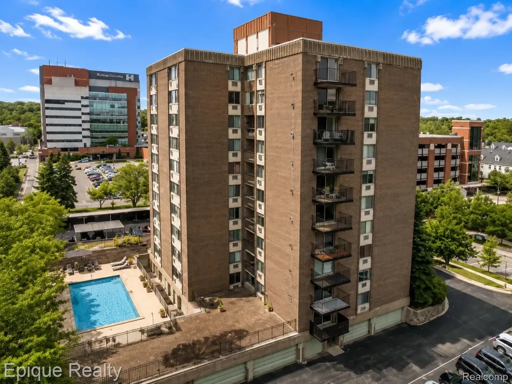 1050 Wall Street Ann Arbor City MI 48105