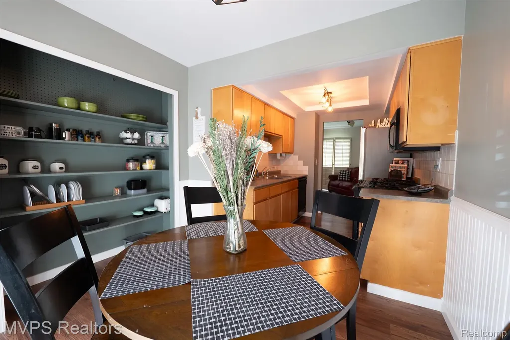 804 S Oak Brook Ridge Drive Rochester Hills City MI 48307