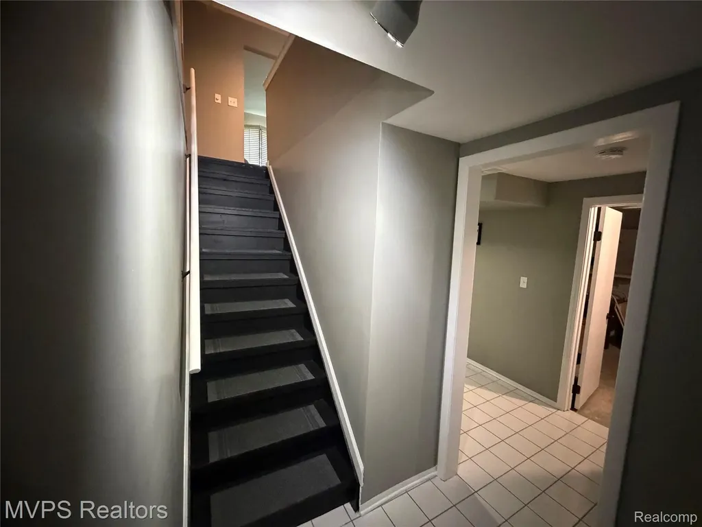 804 S Oak Brook Ridge Drive Rochester Hills City MI 48307