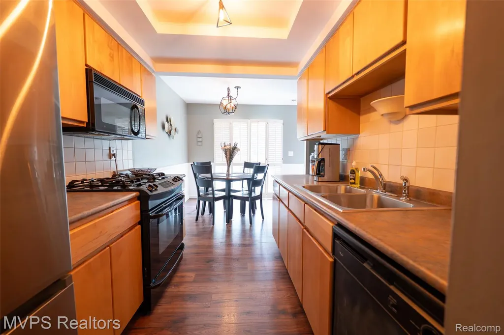 804 S Oak Brook Ridge Drive Rochester Hills City MI 48307